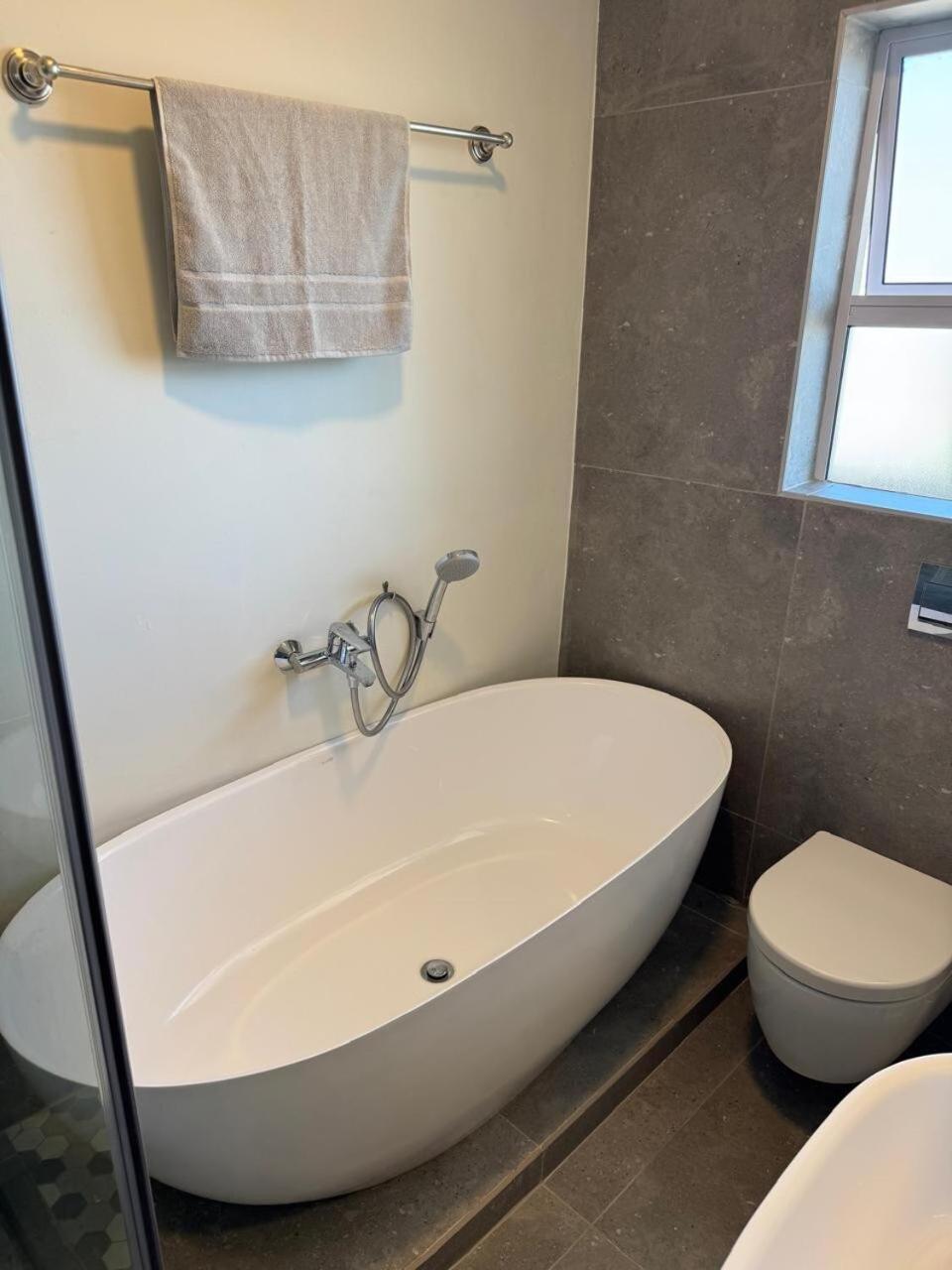 Apartment 803 Winston Place