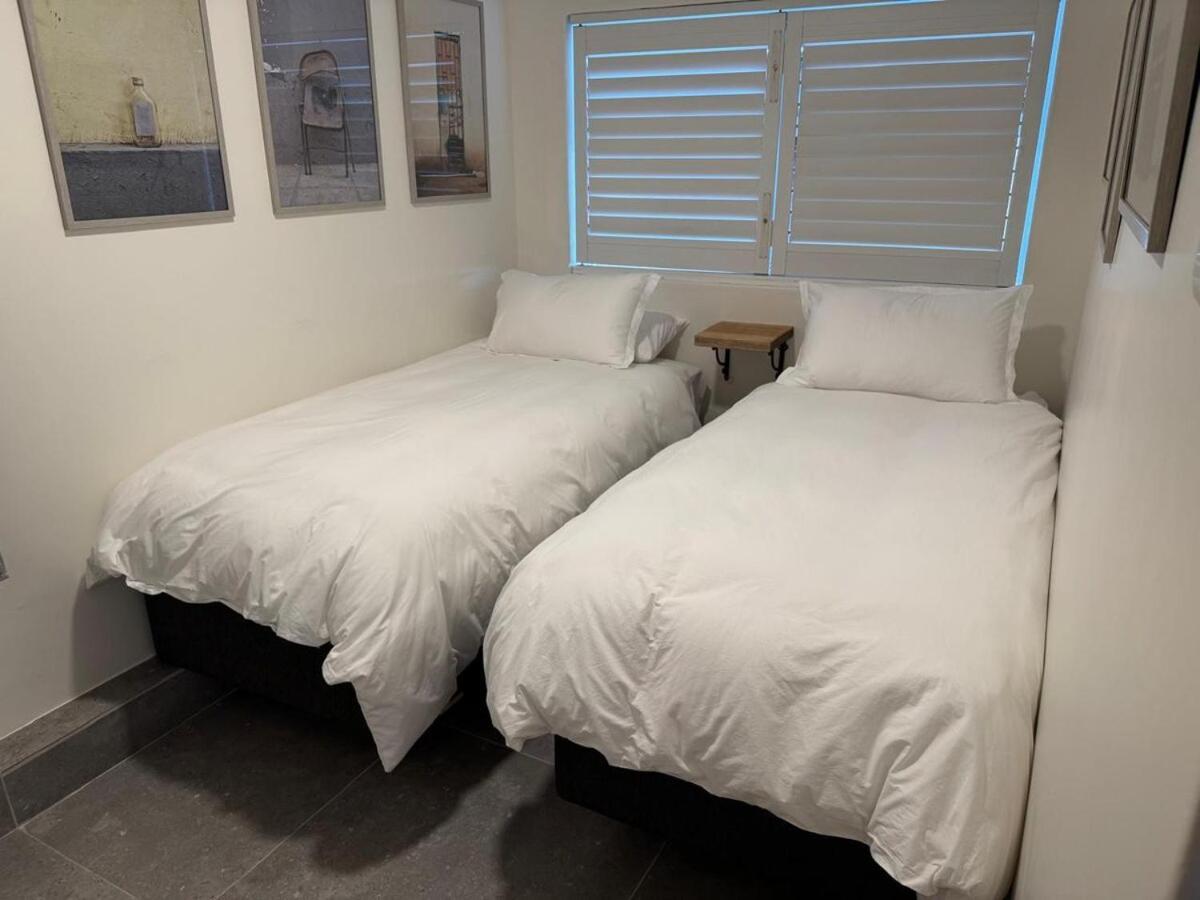 803 Winston Place Apartment *
