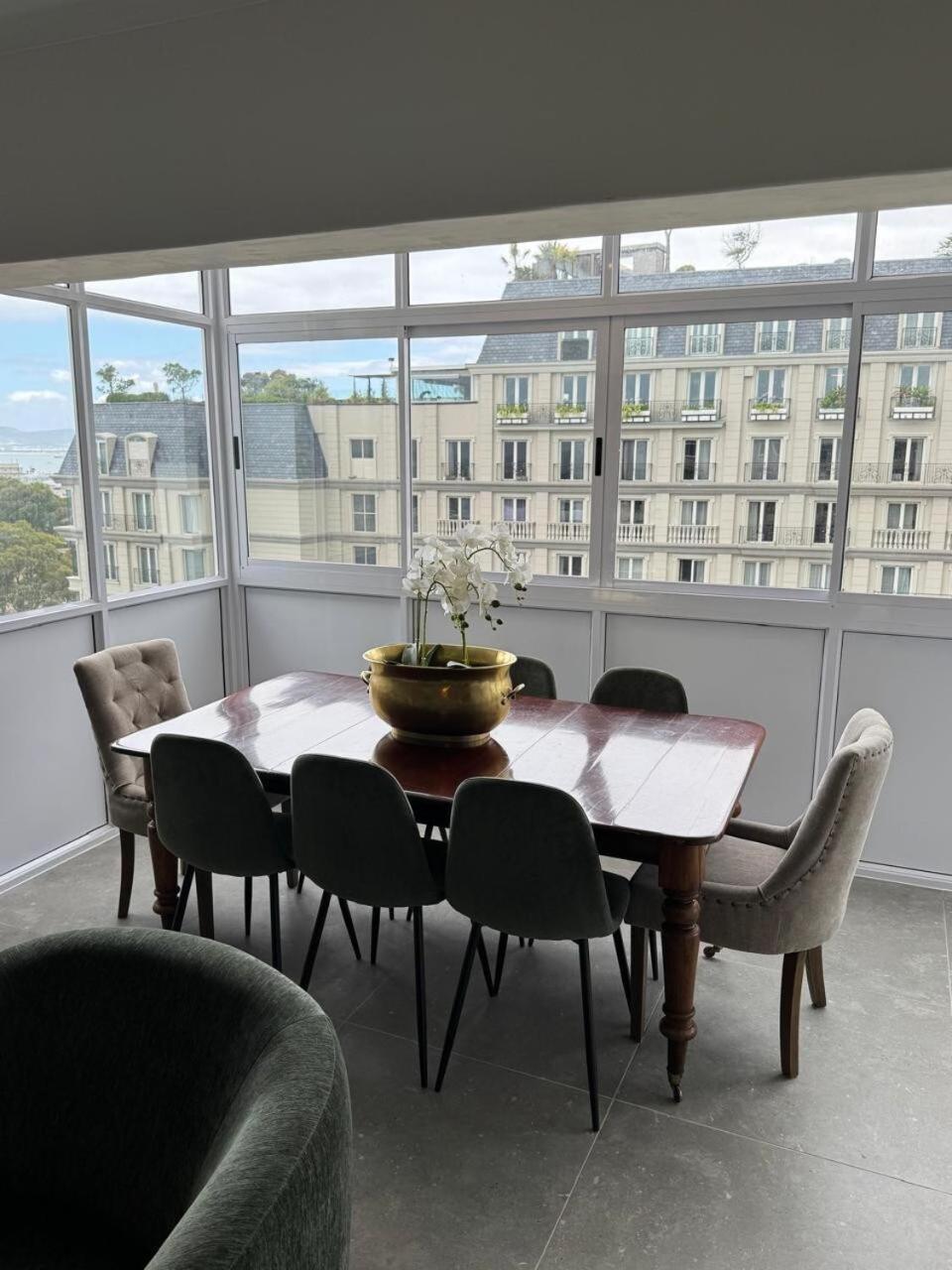 Apartment 803 Winston Place